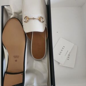 Gucci White Leather Loafers with Gold Detail